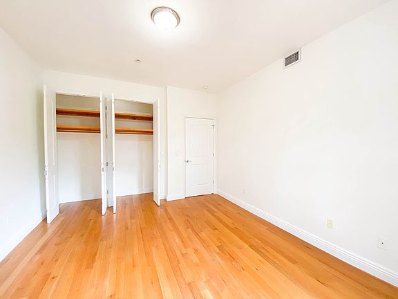 4th image of 555 Eastern Pkwy APT 3A