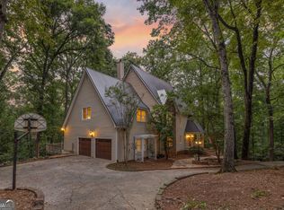 5633 Aven Rd, Marietta, GA 30068