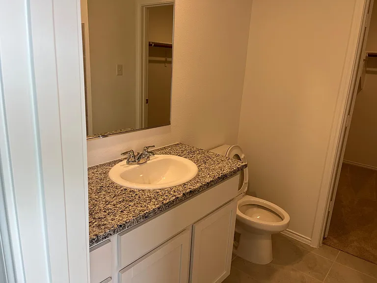 1507 Forge Pond Ln — Photo 10