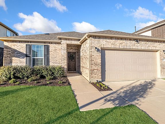 2nd image of 800 Gull Rd