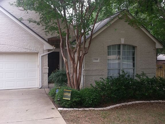 Shade trees keep house cool