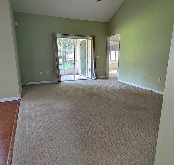 13200 W Newberry Rd #Z144 — Photo 2