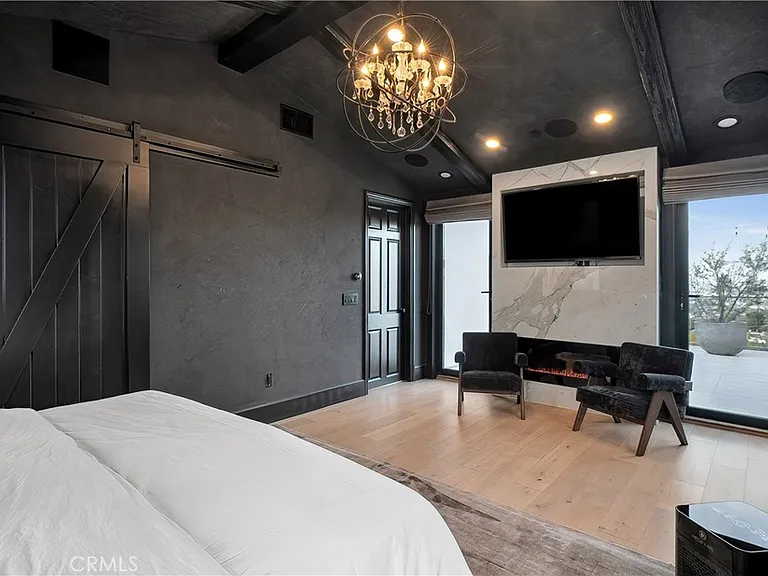3642 Alta Mesa Dr — Photo 39
