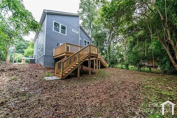 3 bed, 1808 sqft, $2,500 — Photo 2