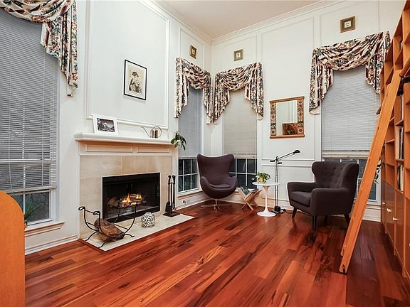 3rd image of 4219 W Creek Dr