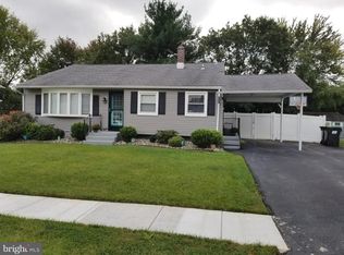 21 Davies Rd, Newark, DE 19713