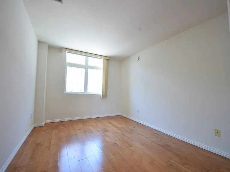 12222 Wilshire Blvd #208 — Photo 6