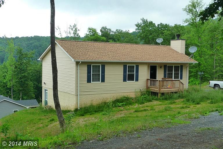 2nd image of 52 Heim Jones Rd