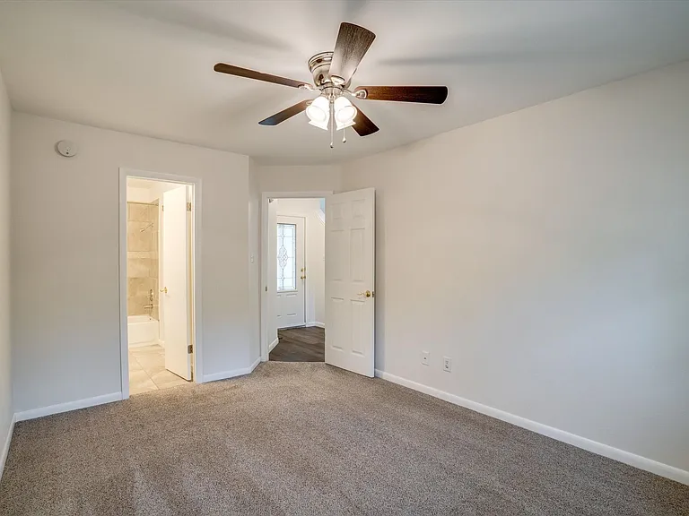 13030 Staton Dr — Photo 11