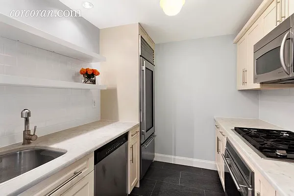 Sold by Corcoran | media 18