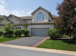 1074 Stillwood Cir, Lititz, PA 17543