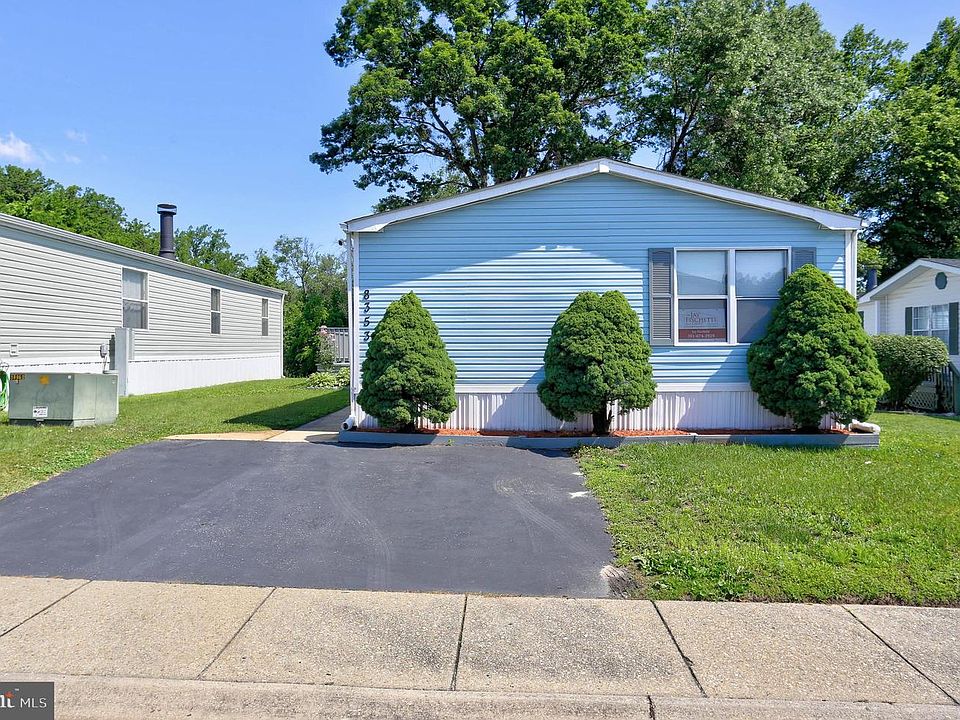 1st image of 8353 Ashwood Rd #8353
