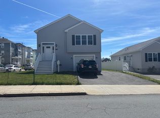 367 County St, Fall River, MA 02723