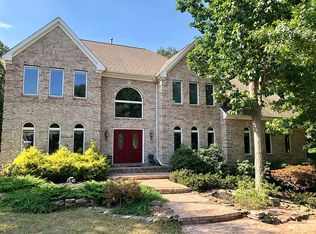 1 Mountainview Ct, Millstone Township, NJ 08510