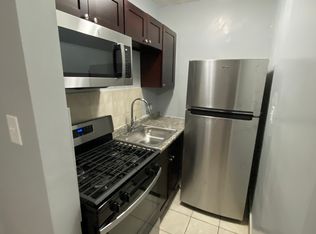 Garfield Apartments, Chicago, IL 60624
