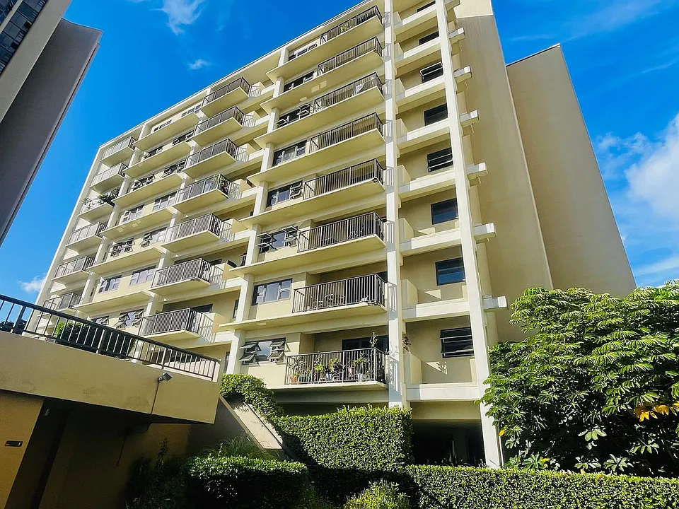 21 Craigside Pl #4C