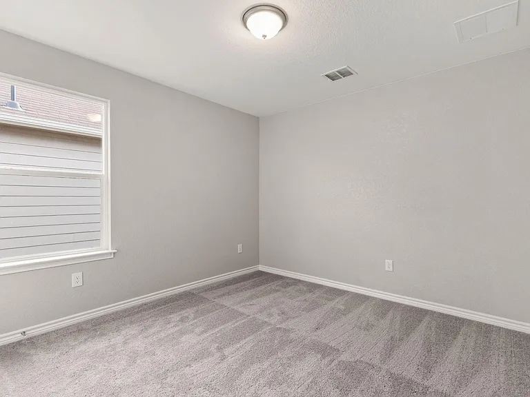 4570 Whispering Oak — Photo 12