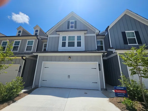 151 Milledge Commons Dr, Milledgeville, GA 31061
