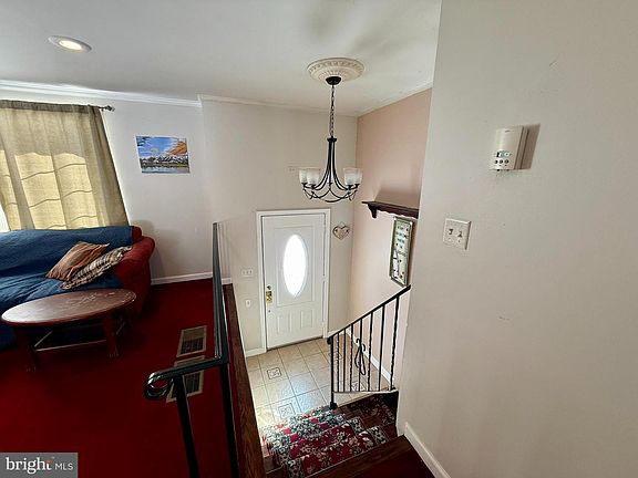 5th image of 110 Wendy Cir