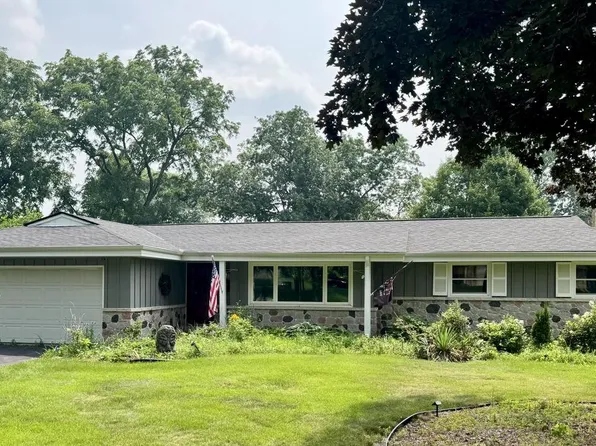 15915 Luella DRIVE, Brookfield, WI 53005
