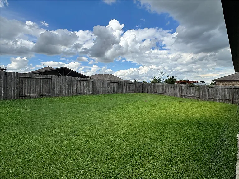 29606 Stanley Canyon Ln — Photo 11