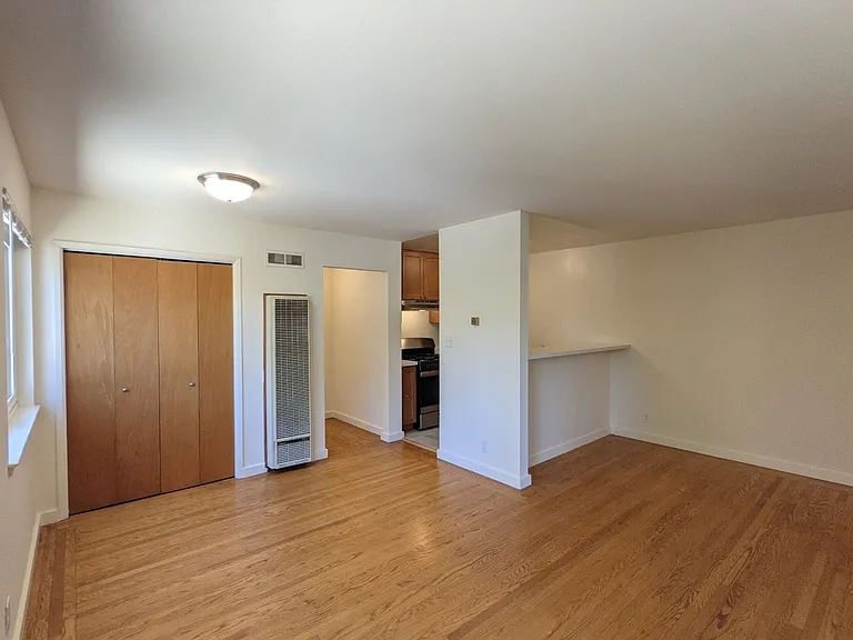 1429 MLK Jr Way — Photo 12