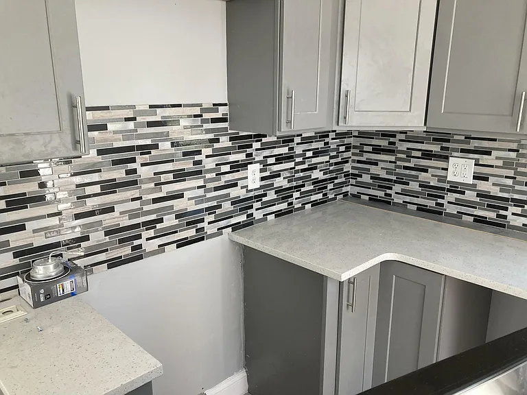 292 Washington St #5 — Photo 9