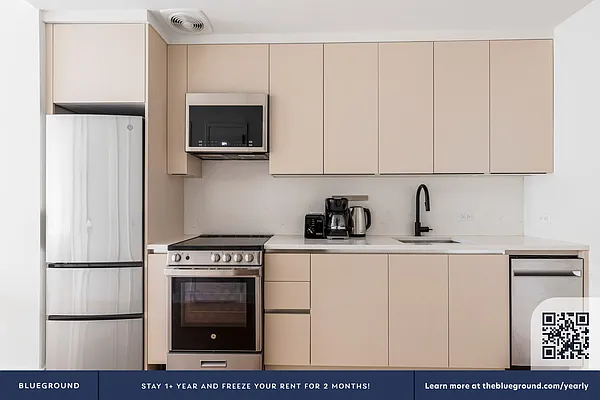 Rented by The Blueground | media 7