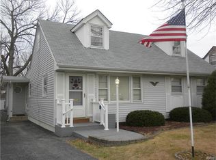 10219 Baltimore Ave, Saint Ann, MO 63074