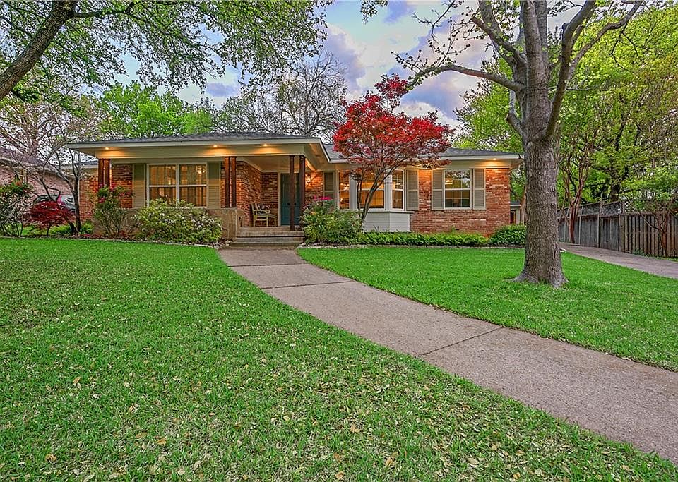 1st image of 9938 Lakedale Dr
