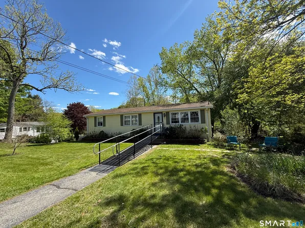 90 Sturtevant Street, Norwich, CT 06360