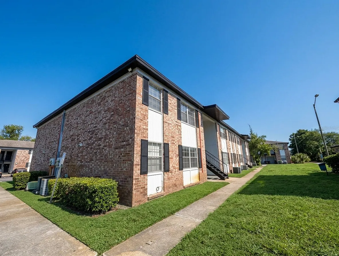5317 Curry Ford Road, O201 - O201 — Photo 2