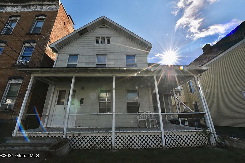 4th image of 55 Saratoga Avenue