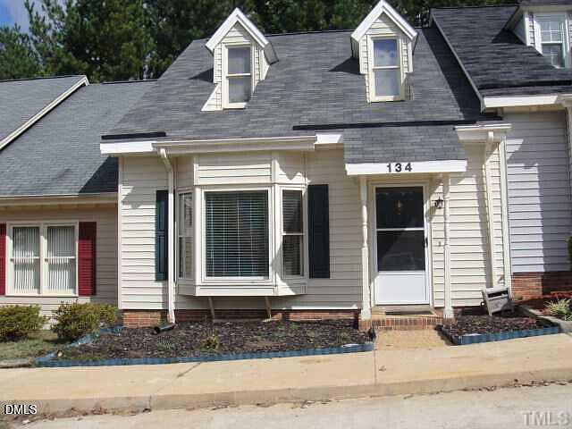 1st image of 134 Towne View Trl