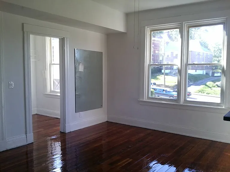 3042 Gilbert Ave #2 — Photo 10