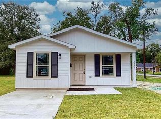 1425 Cartwright St, Beaumont, TX 77701