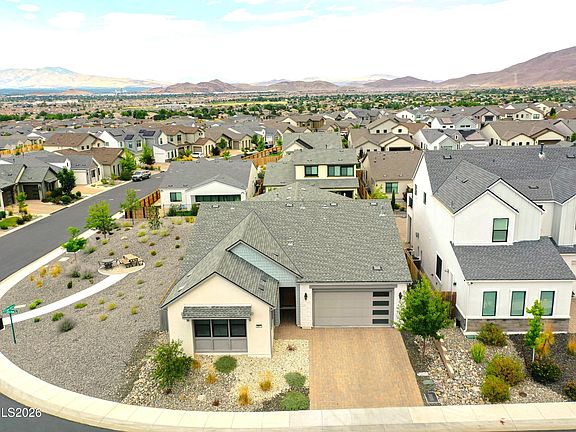 3rd image of 3011 Country Wind Ln