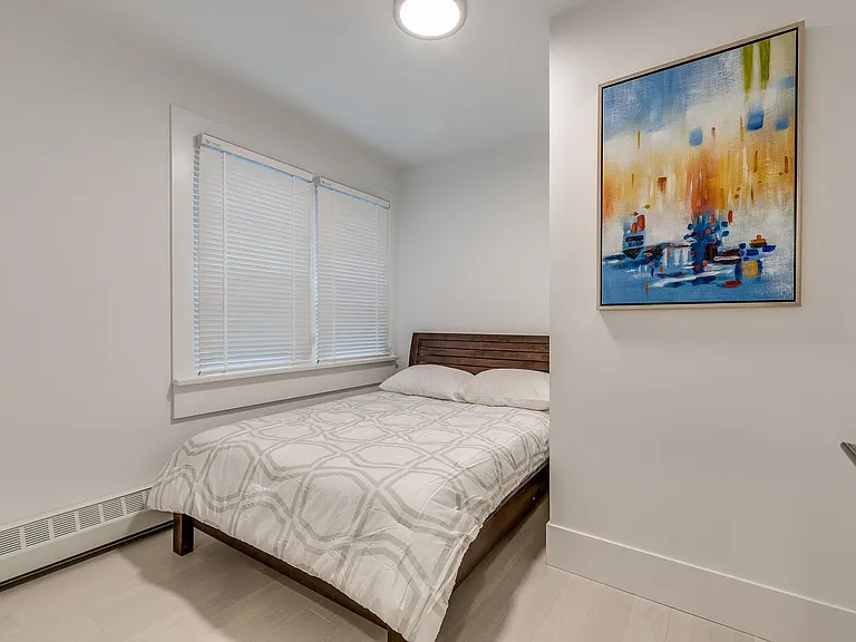 1425 Haro St #107 — Photo 13