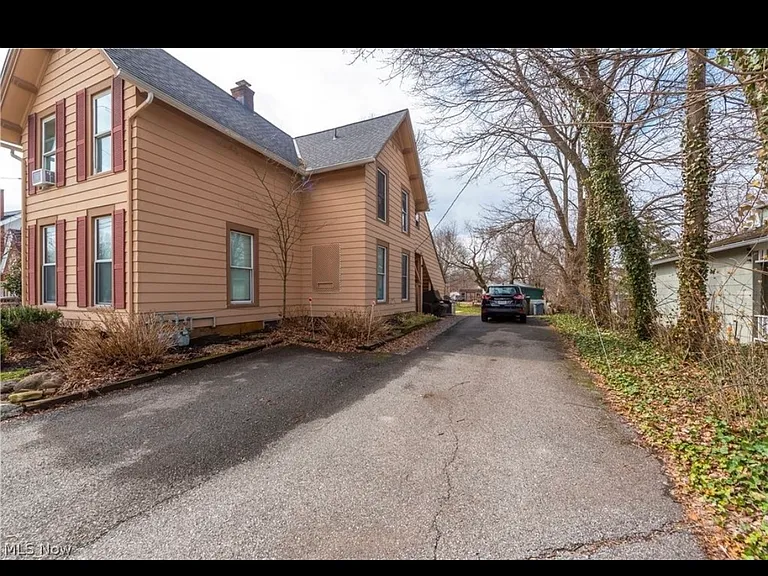 2550 Stoney Ridge Rd #2 — Photo 4