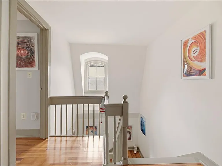364 Bellevue Ave — Photo 20