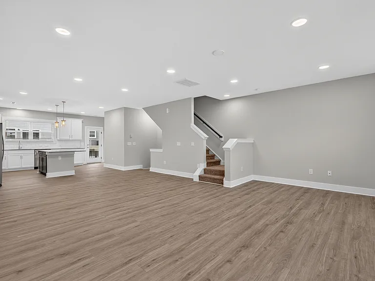 2405 Adrift Rd — Photo 15