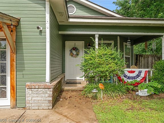 2nd image of 101 Grand Brook Dr