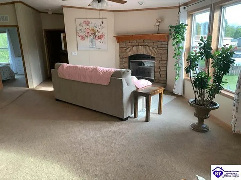 78 Casablanca Ct — Photo 6