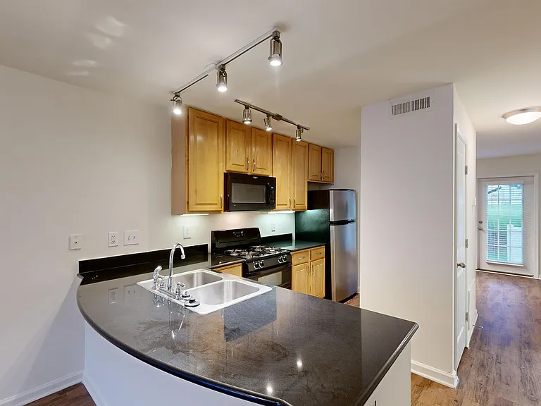 Gayton Pointe Townhomes — Photo 107