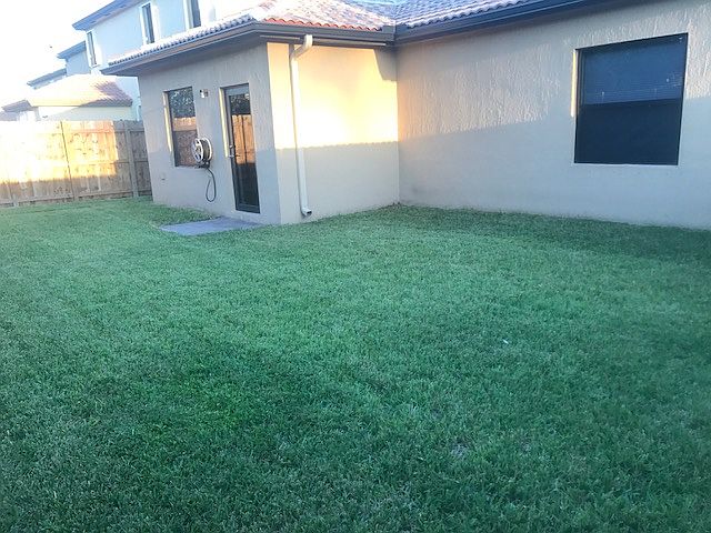 Fenced Yard