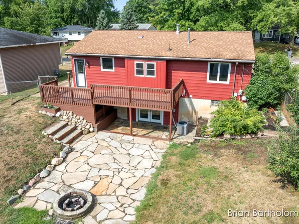 506 Clayton Ave NW, Grand Rapids, MI 49534