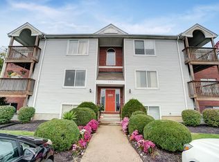 556 Aspen Glen Dr APT 801, Cincinnati, OH 45244