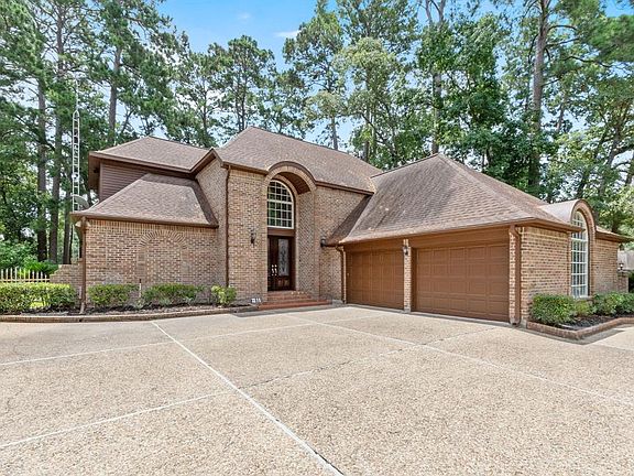4th image of 3310 Lake Island Dr