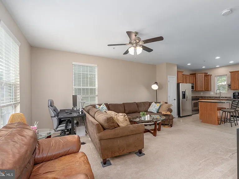 7716 Timbercross Ln — Photo 11