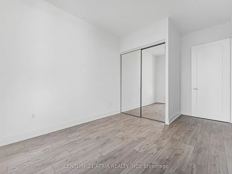858 Dupont St #207 — Photo 24